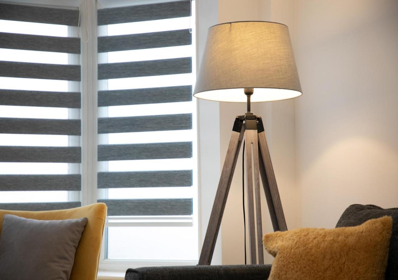 Apartament Near Hospital, Netflix, Sleeps Up To 3, Fast Wi-Fi Lincoln Zewnętrze zdjęcie